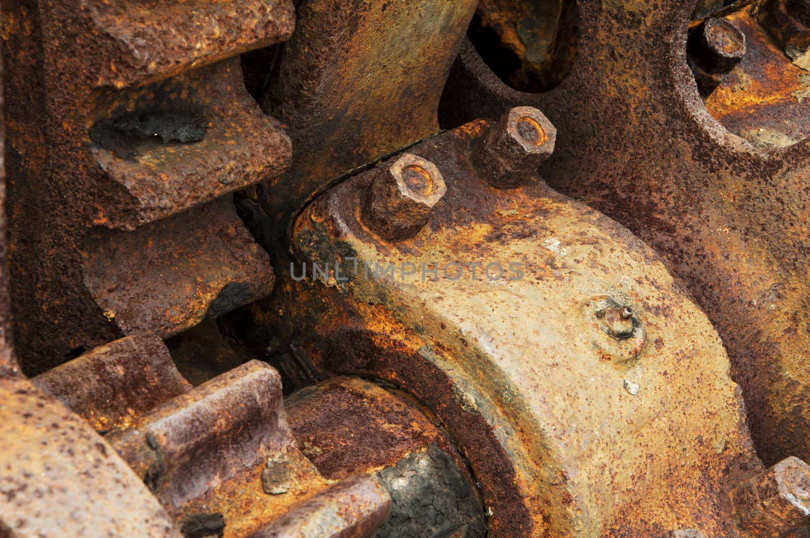 Old gear with red rust 