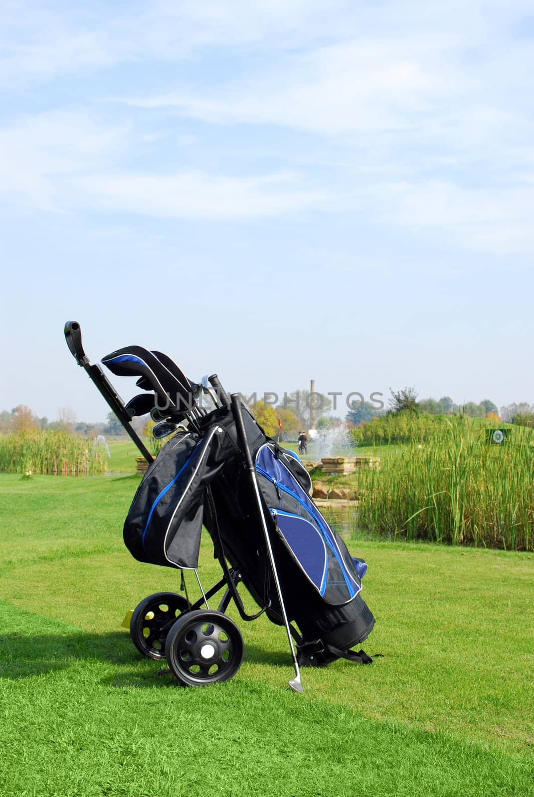 Golf scene with bag and golf club