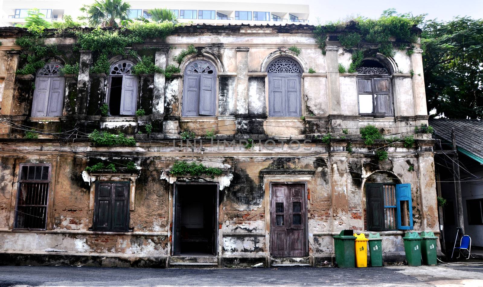 Vintage building exterior by siraanamwong