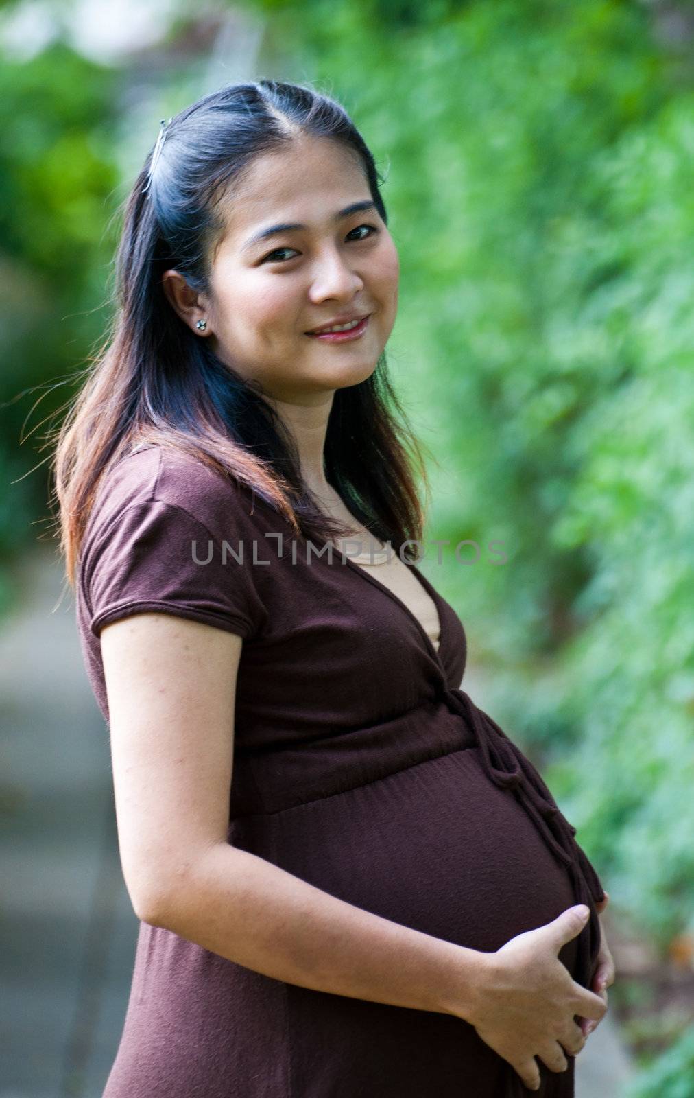 beautiful pregnant mother to be by Yuri2012