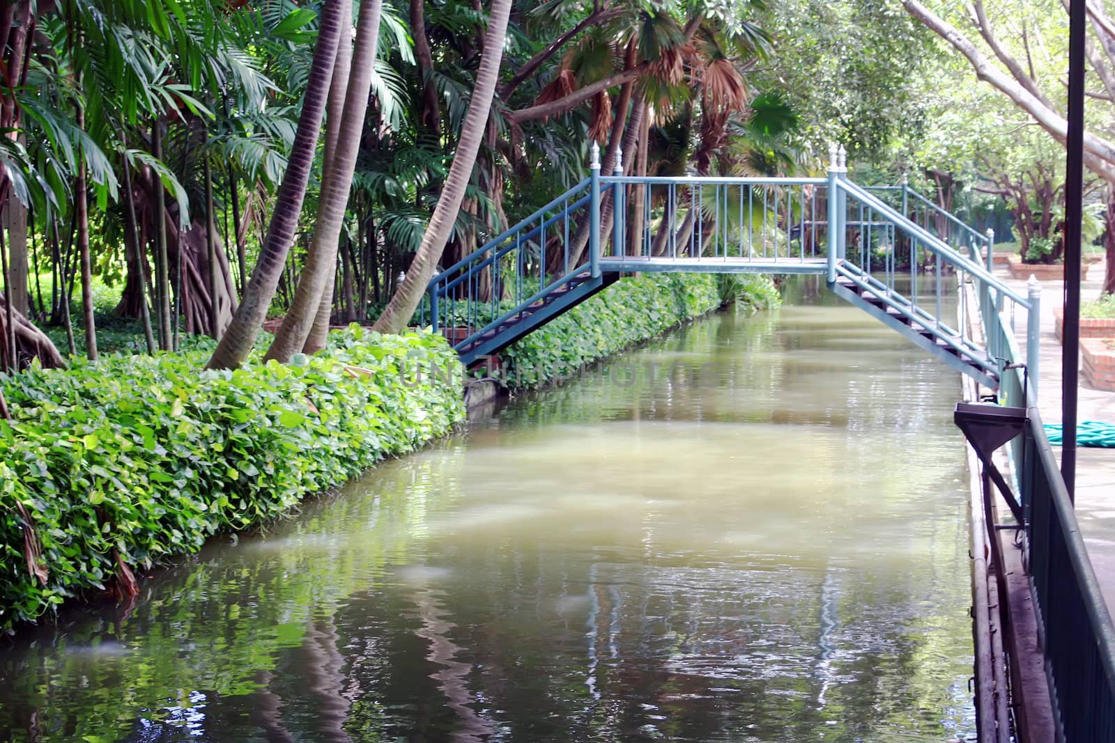 small bridge by phanlop88