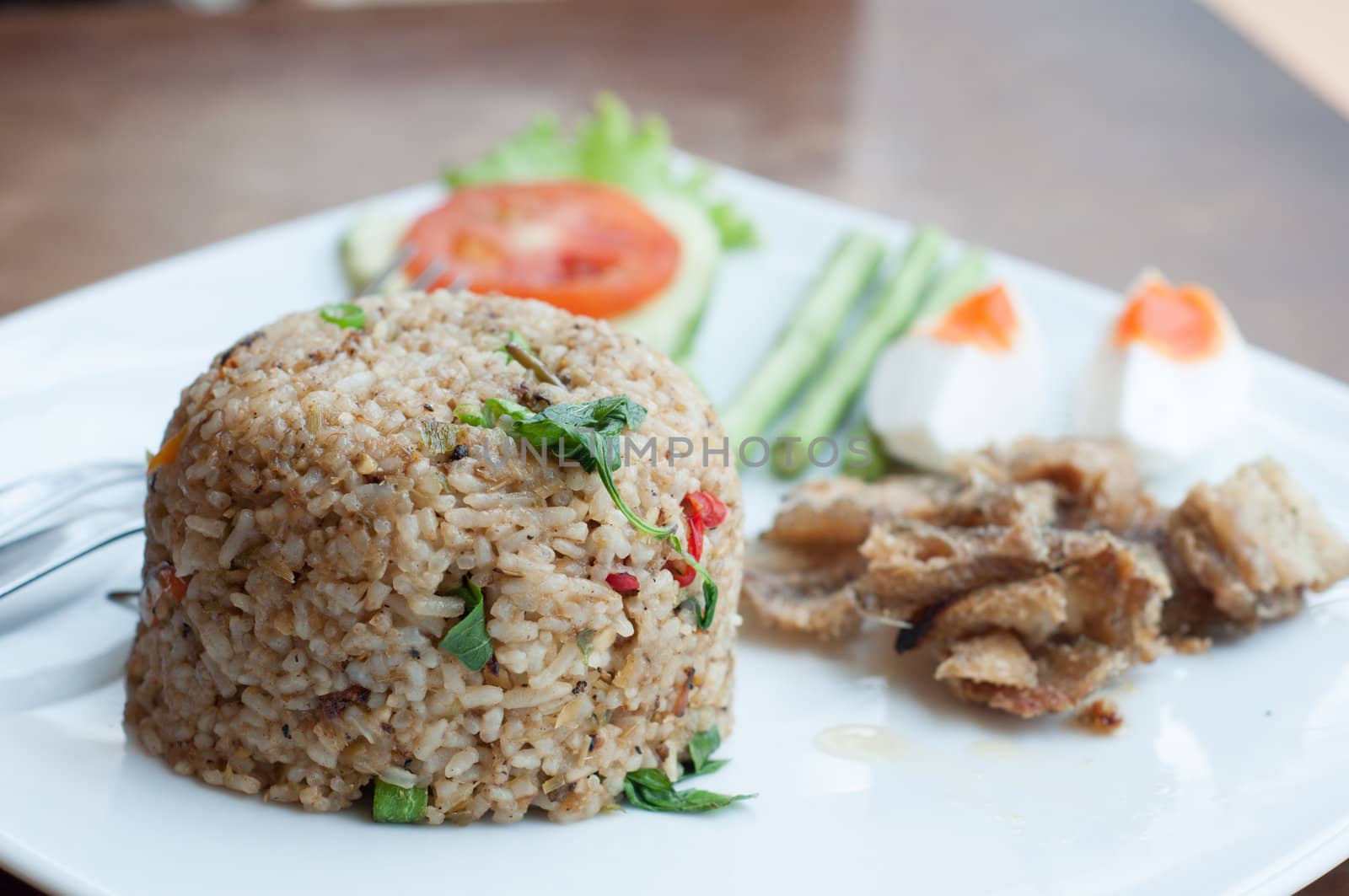 spicy fried rice with fried fish with salted egg by ngarare