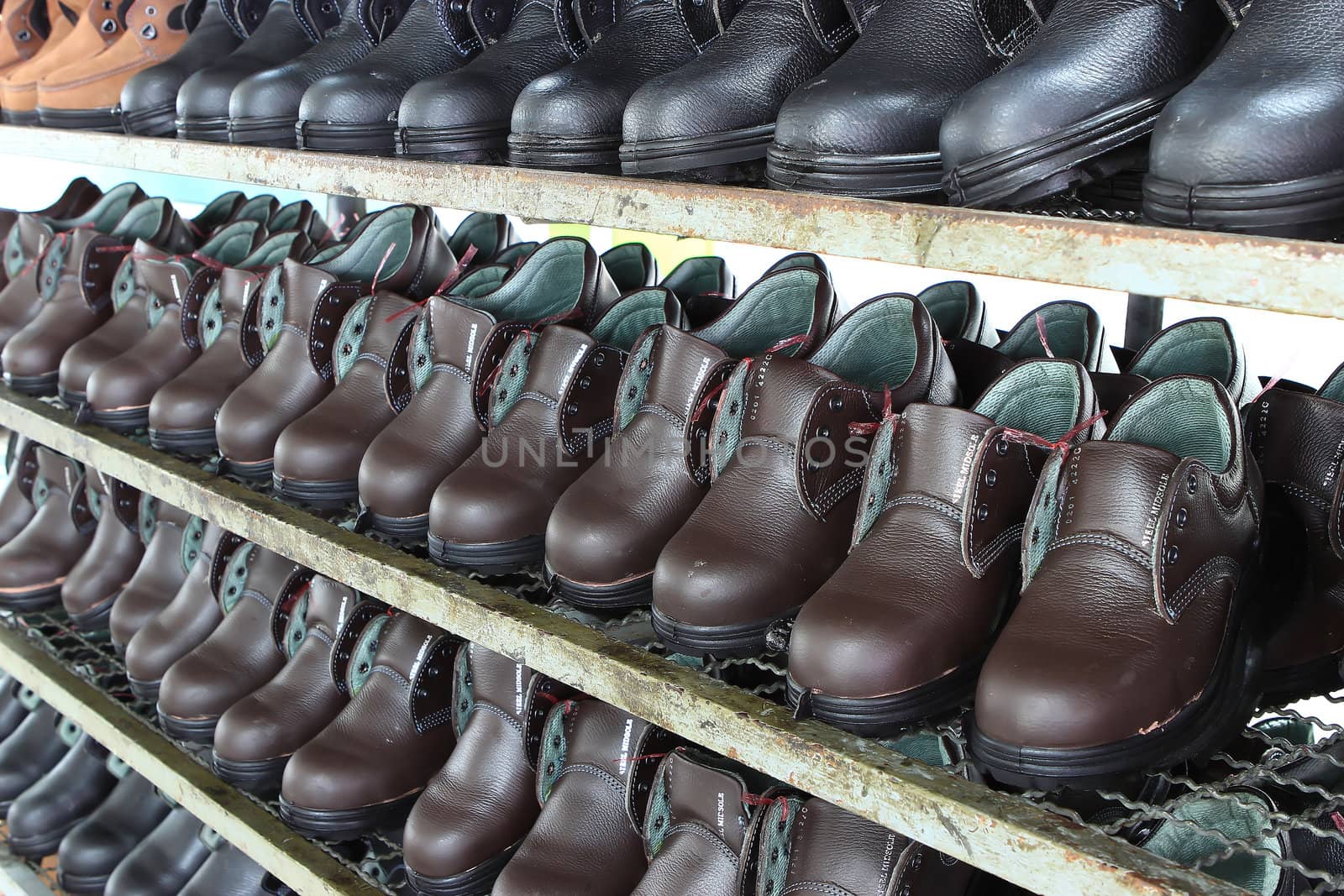 Factory of safety shoes by rufous
