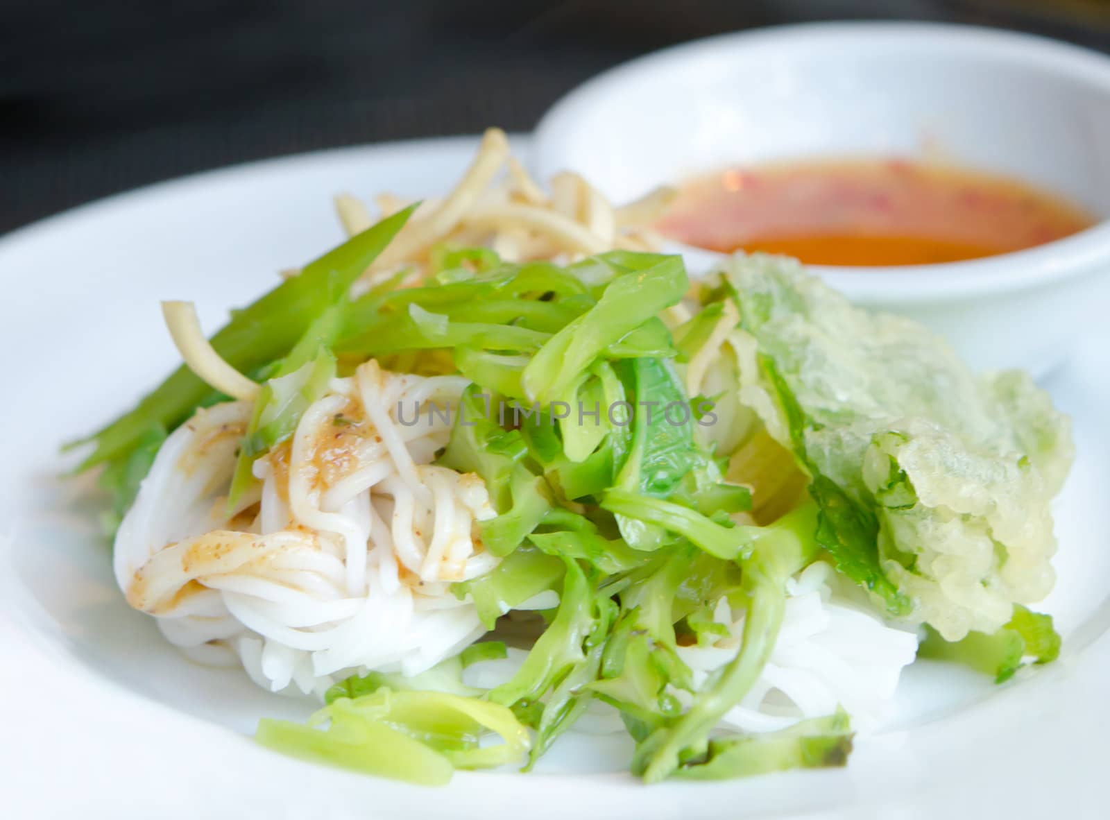  rice vermicelli served with vegetable  and sweet sauce