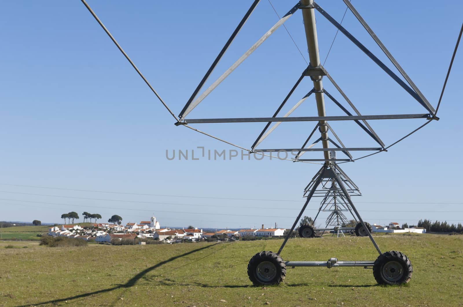 Irrigation pivot by mrfotos