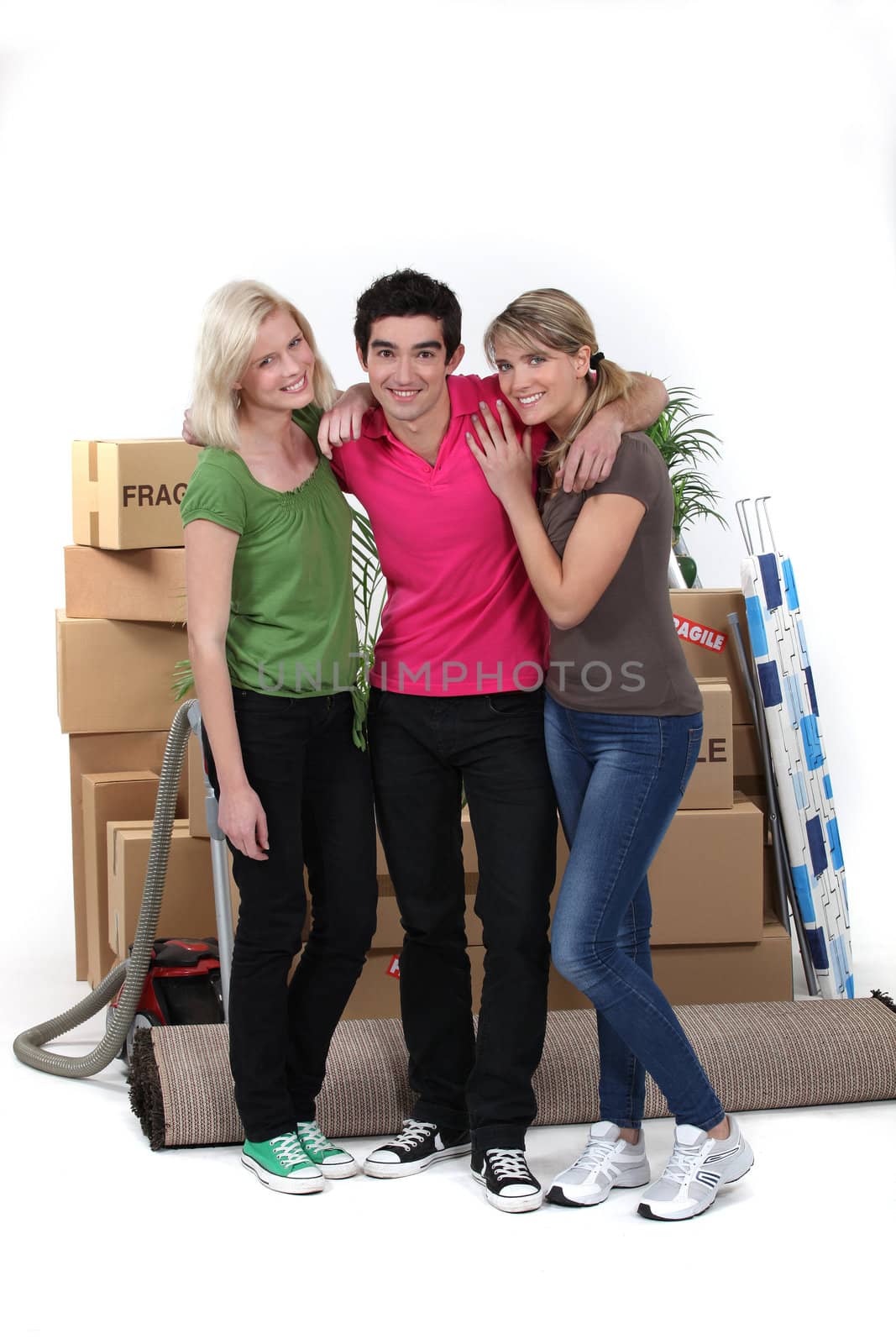 Three housemates moving by phovoir