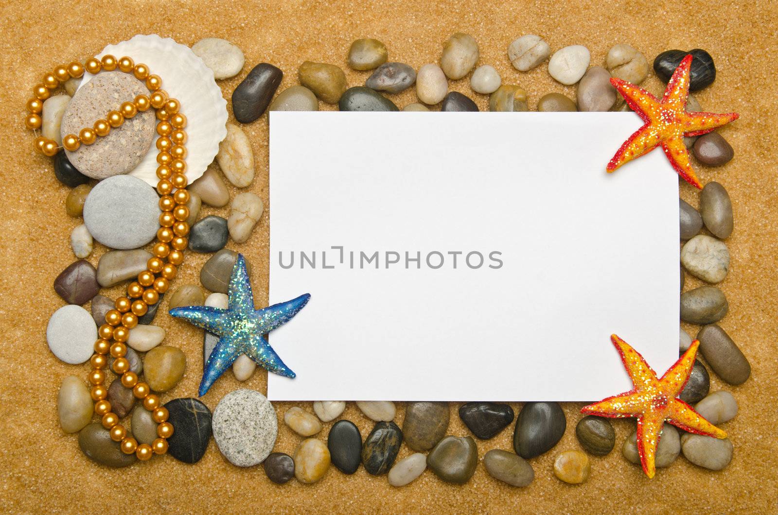 Blank message on the sand by Elnur