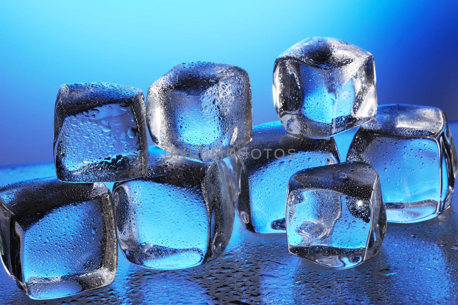 Ice cubes by haveseen