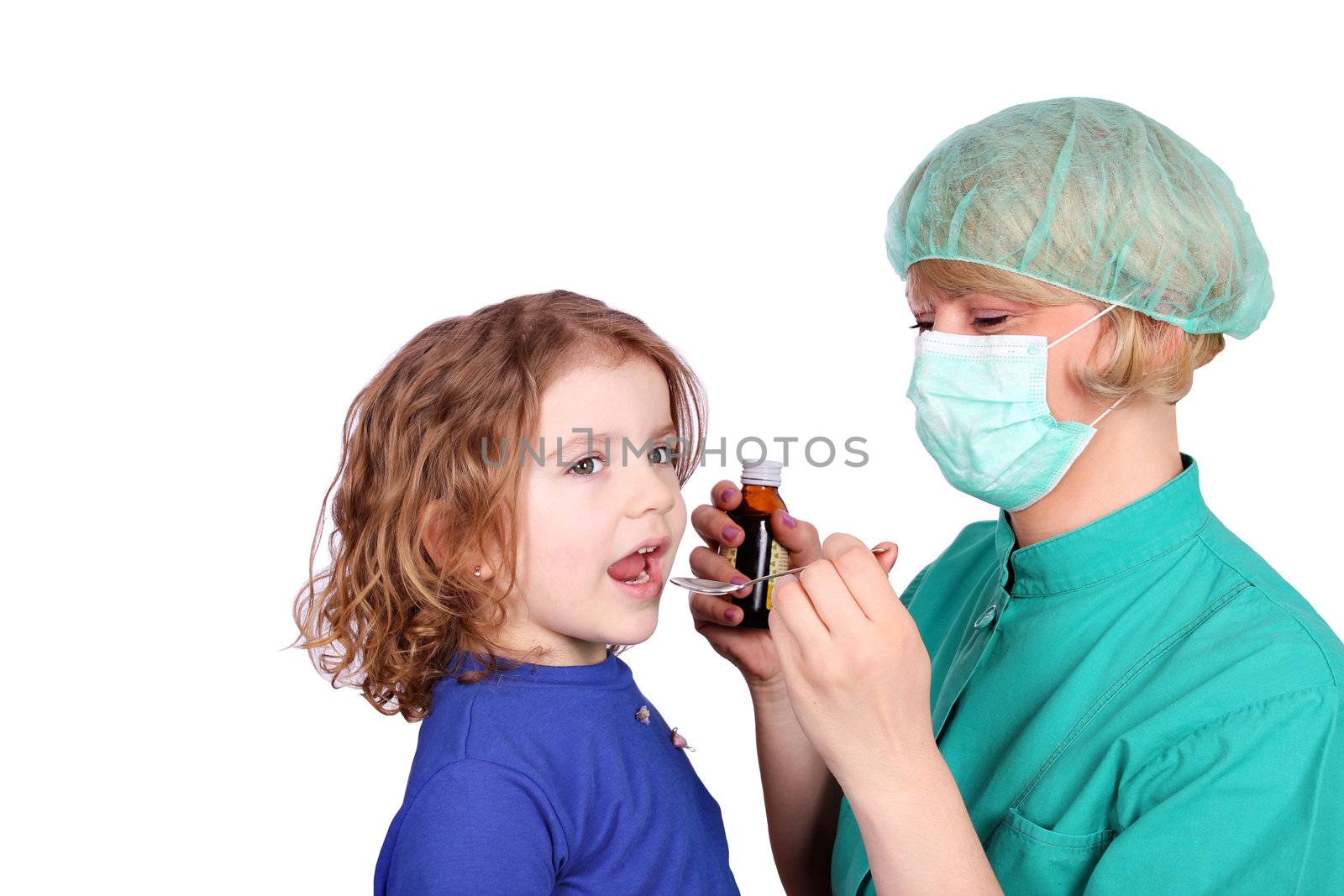 female doctor gives a little girl a cure by goce