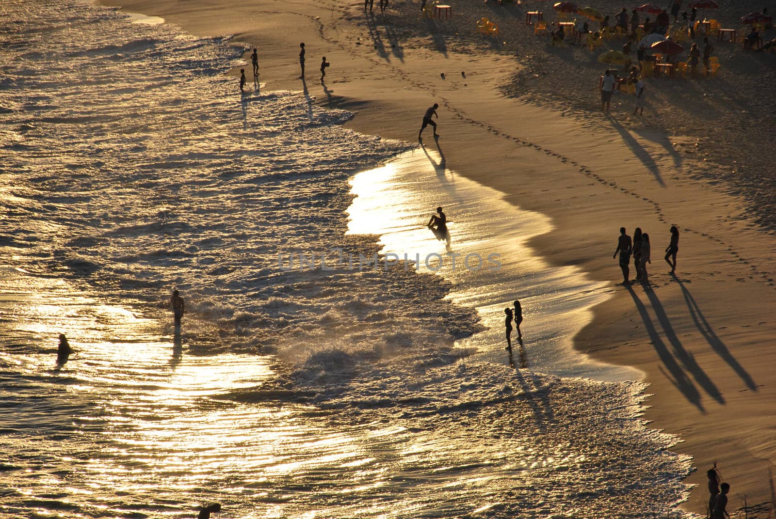 Sunset on Piratininga beach  by eldervs