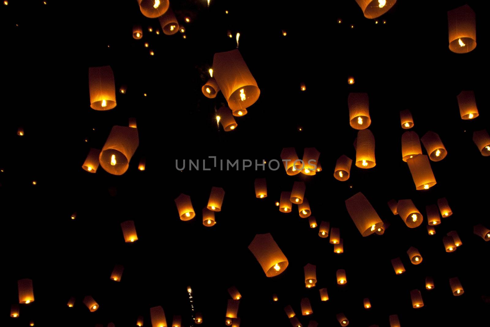 Sky lanterns firework festival,Chiangmai ,Thailand by Yuri2012