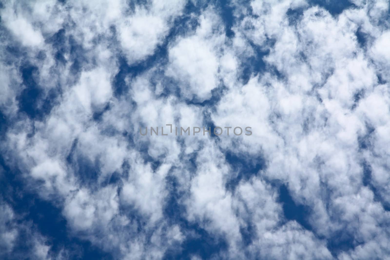 Sky blue cloud by Photoguide