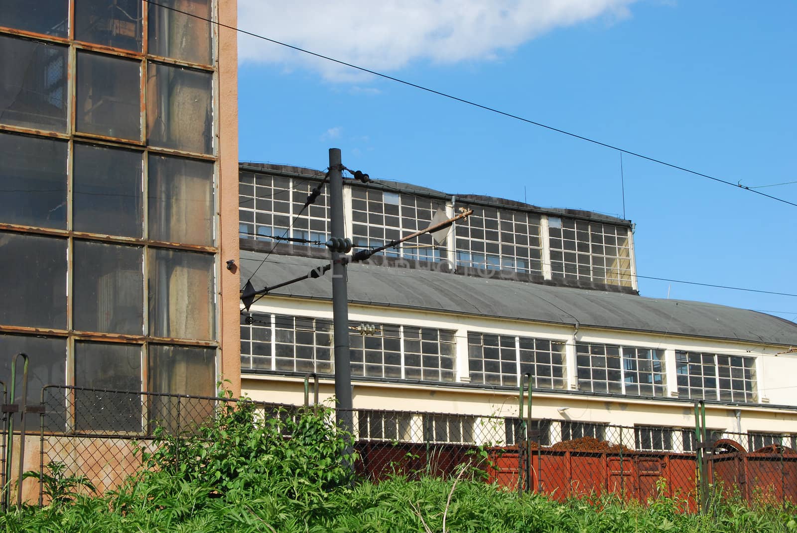 Industrial building by varbenov