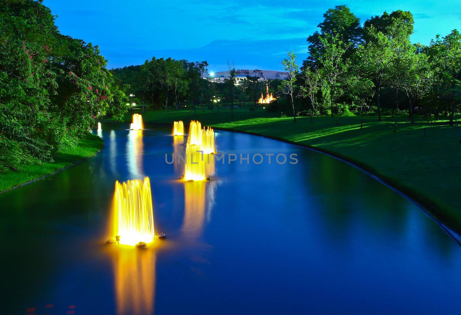 Garden fountain