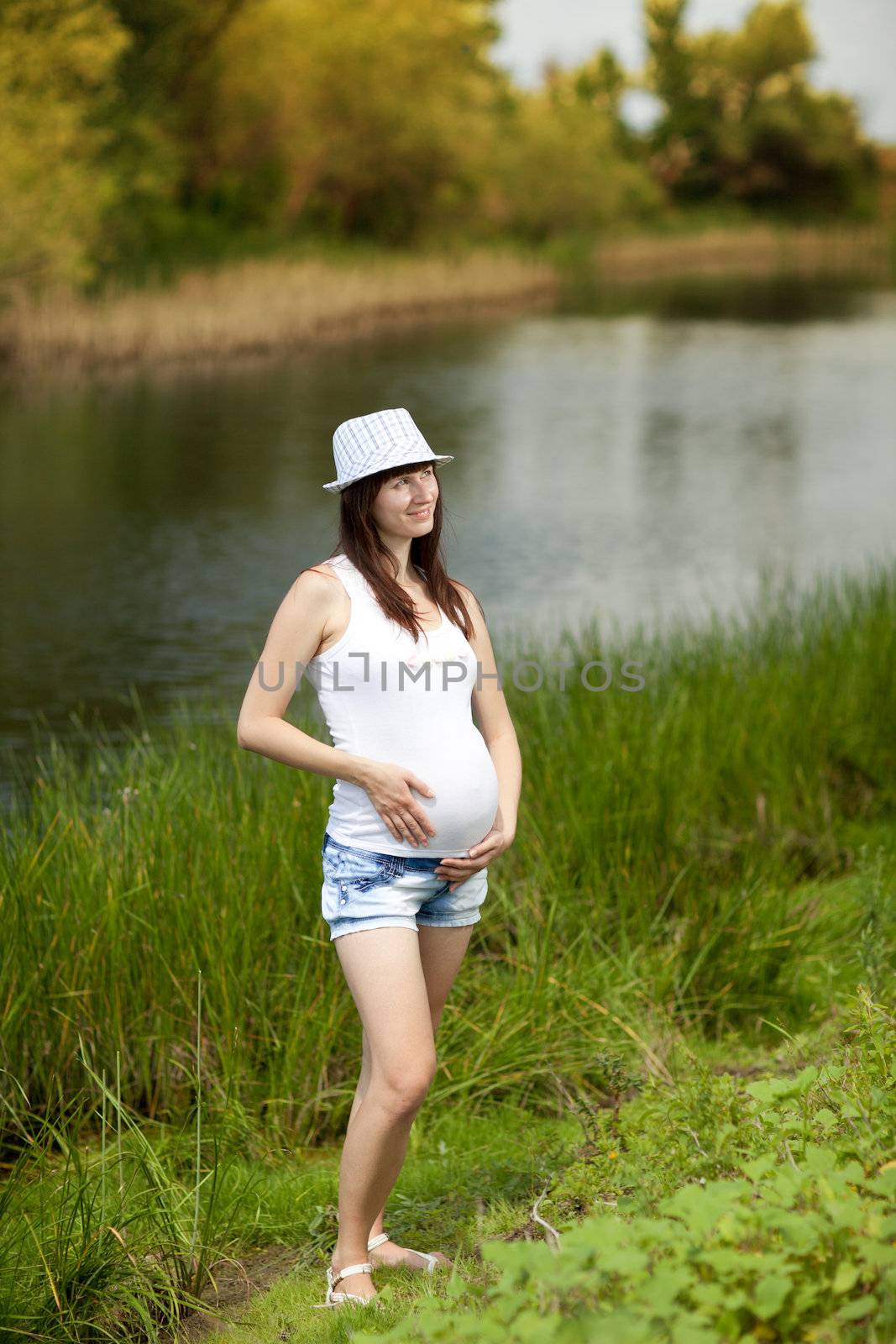 fashion pregnant girl  by vsurkov