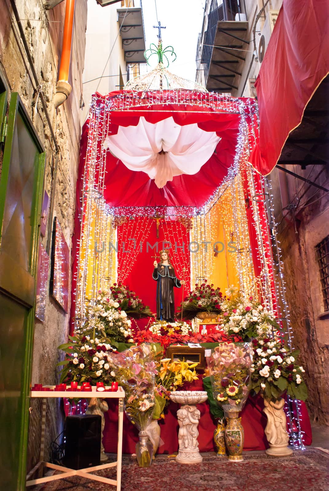 Santuzza S. Rosalia decorated with flowers for the feast in Palermo. 