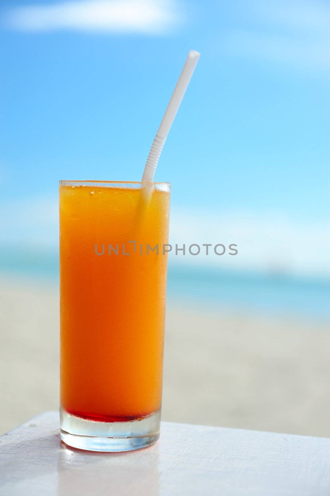 Cocktail at the beach,  shallow depth of field