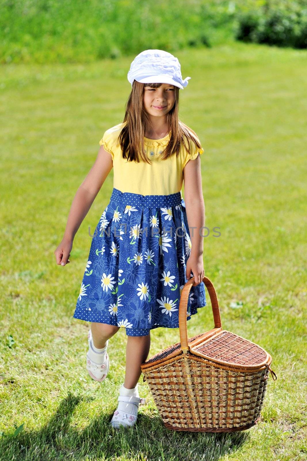 Girl with picnic basket by haveseen