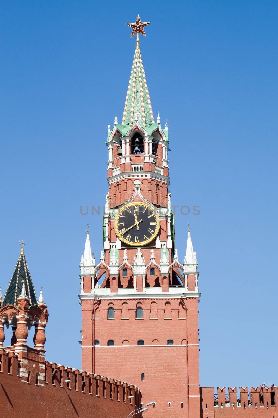 Kremlin tower with clock in Moscow by acidgrey