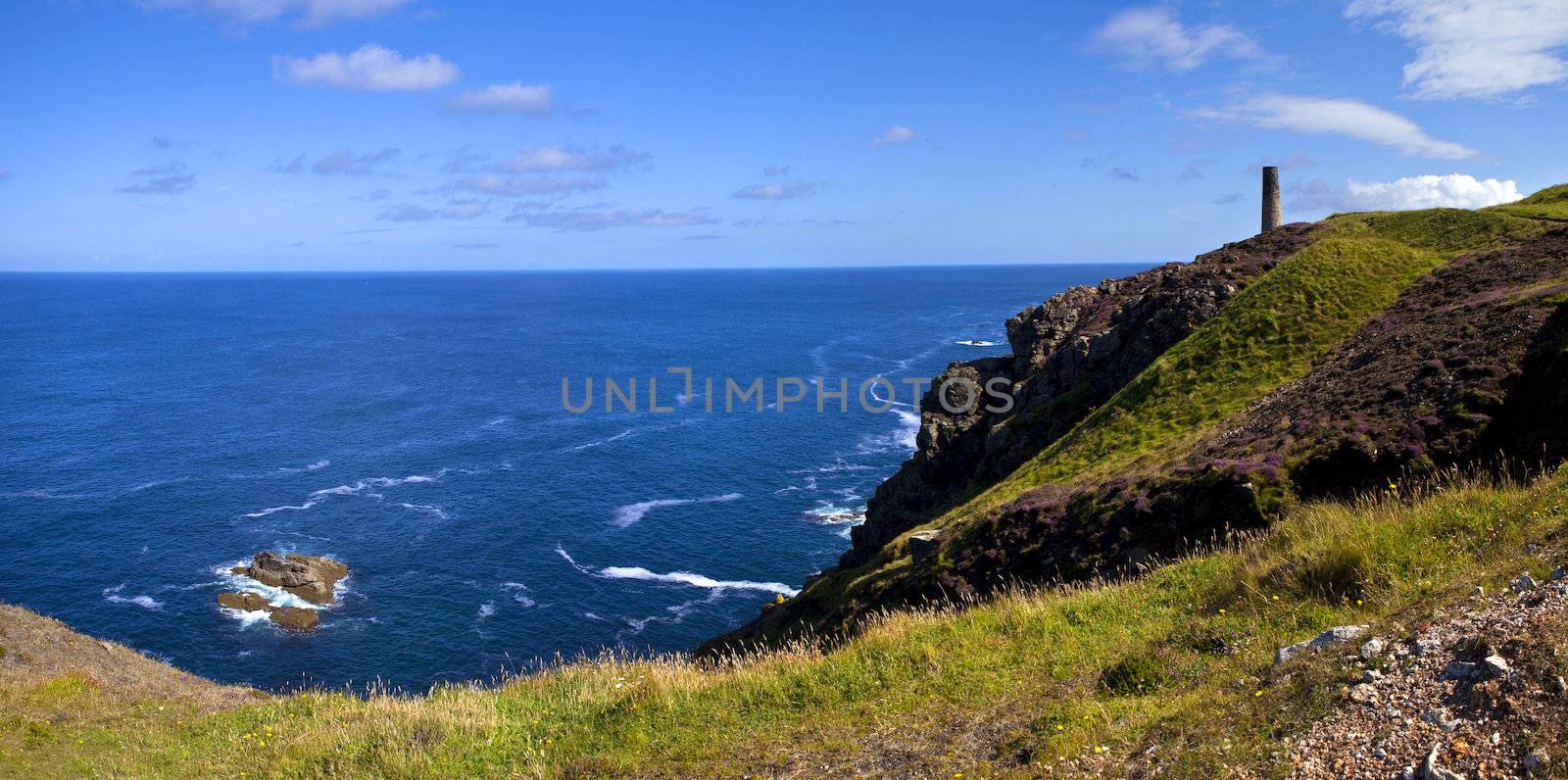 A magnificent view of the Atlantic Ocean from the Cornwall coast.