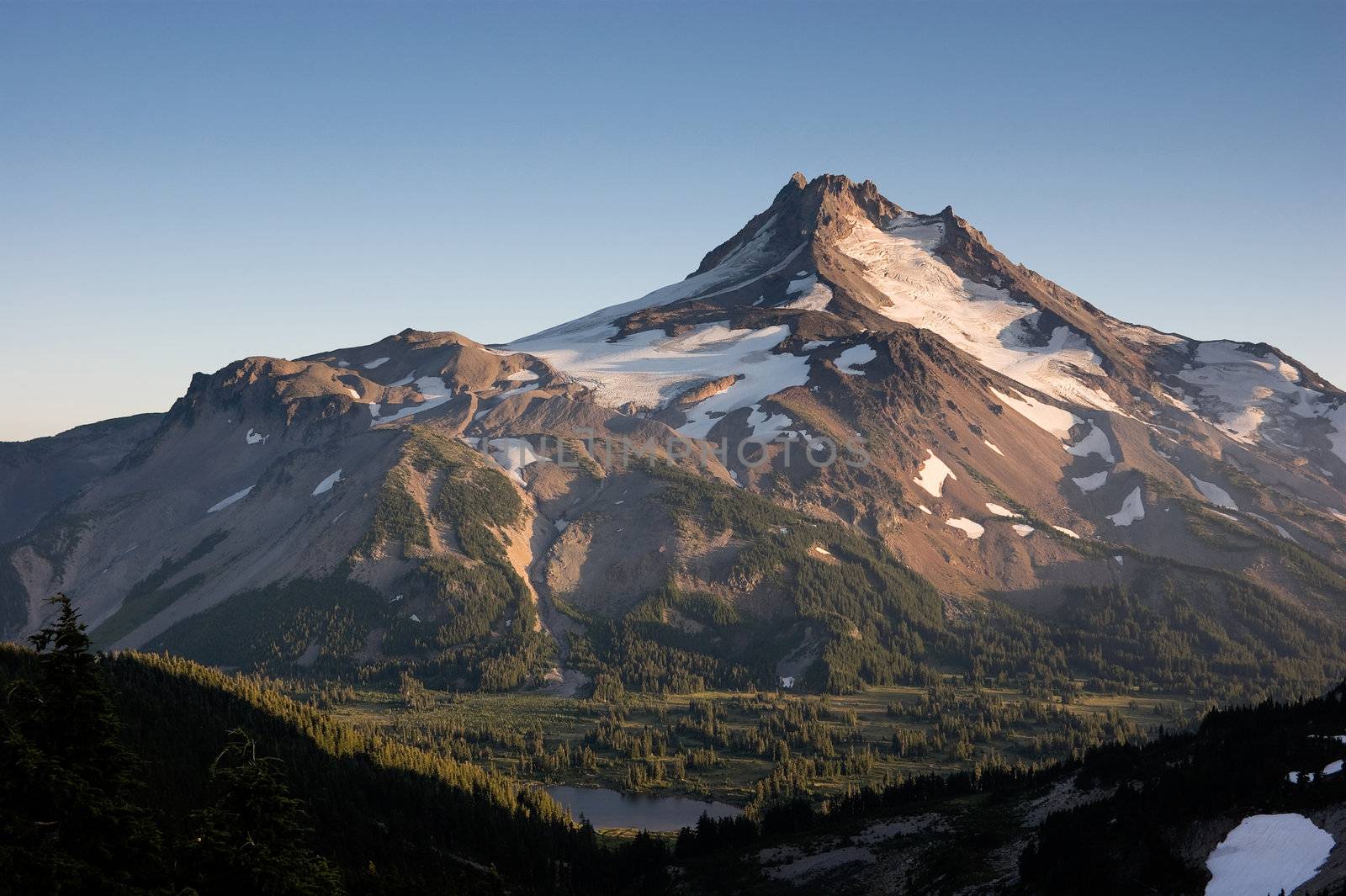 Mount Jefferson a hard to view mountain in the Cascade Range of Oregon