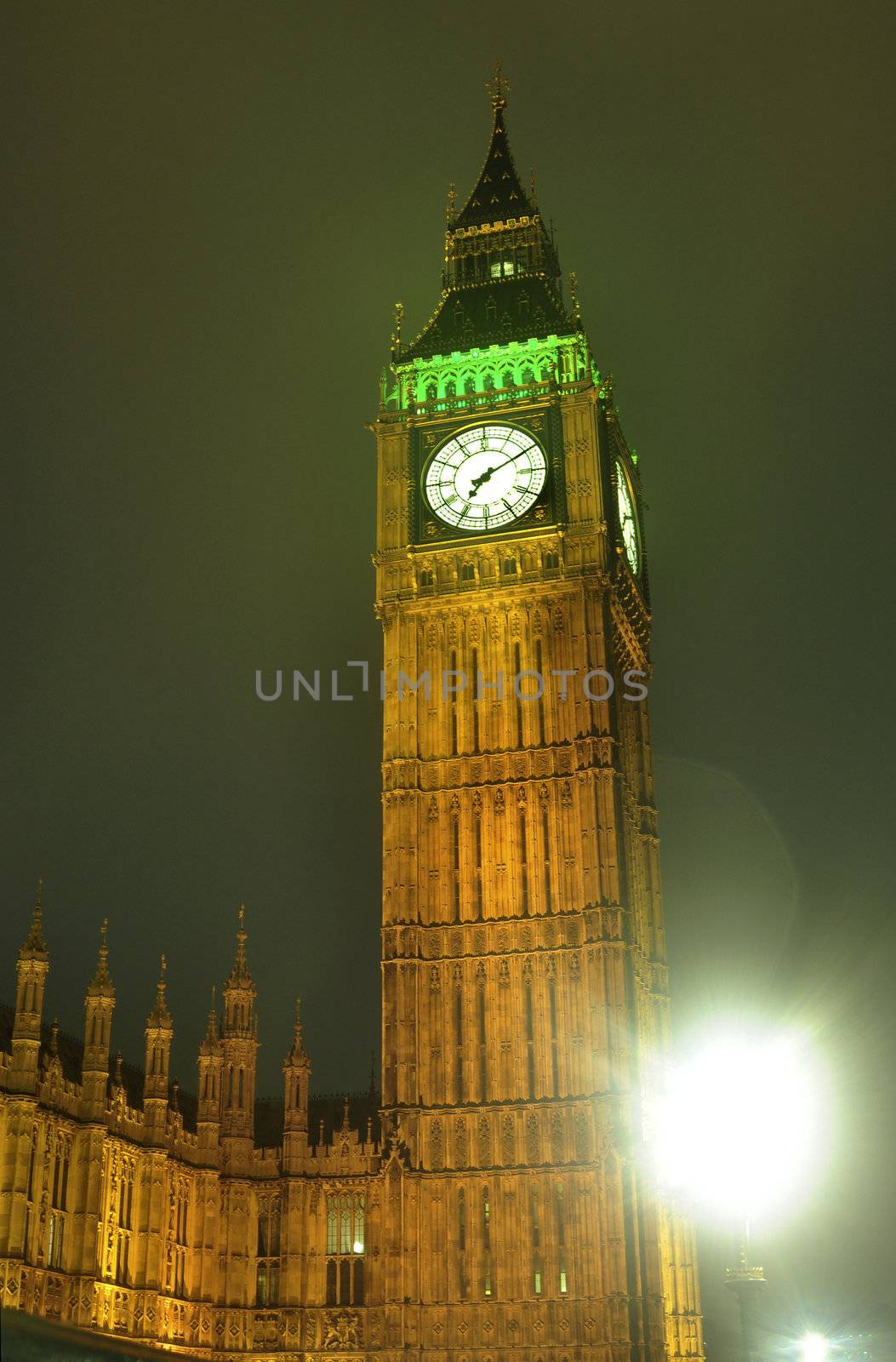 The houses of parliament and Big Ben illuminated at night 