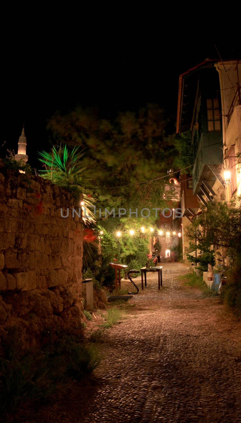 Rhodes town at night by olliemt
