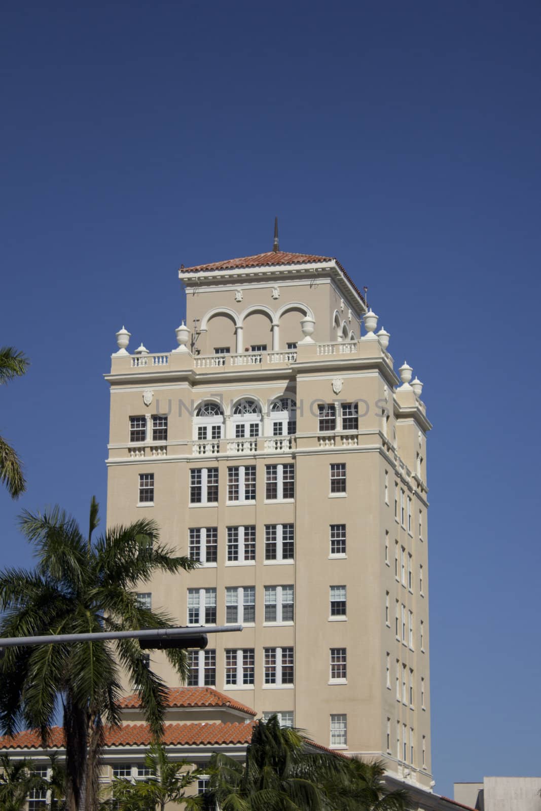 Building in Miami Florida by jeremywhat