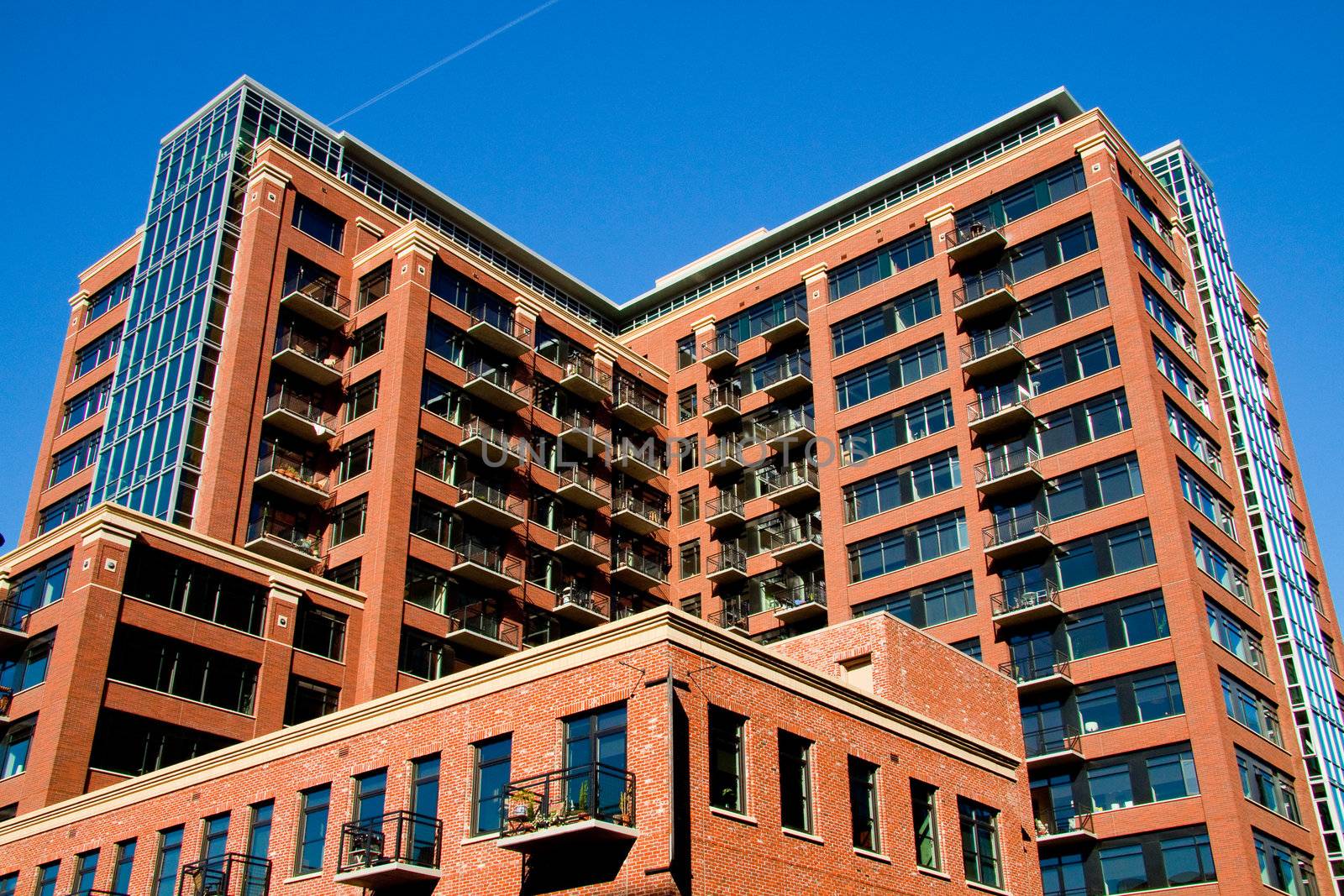 Homes and condos in downtown portland oregon.