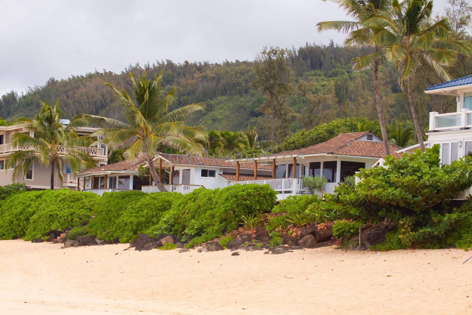 Paradise awaits with these great vacation home rentals on the north shore of oahu hawaii.