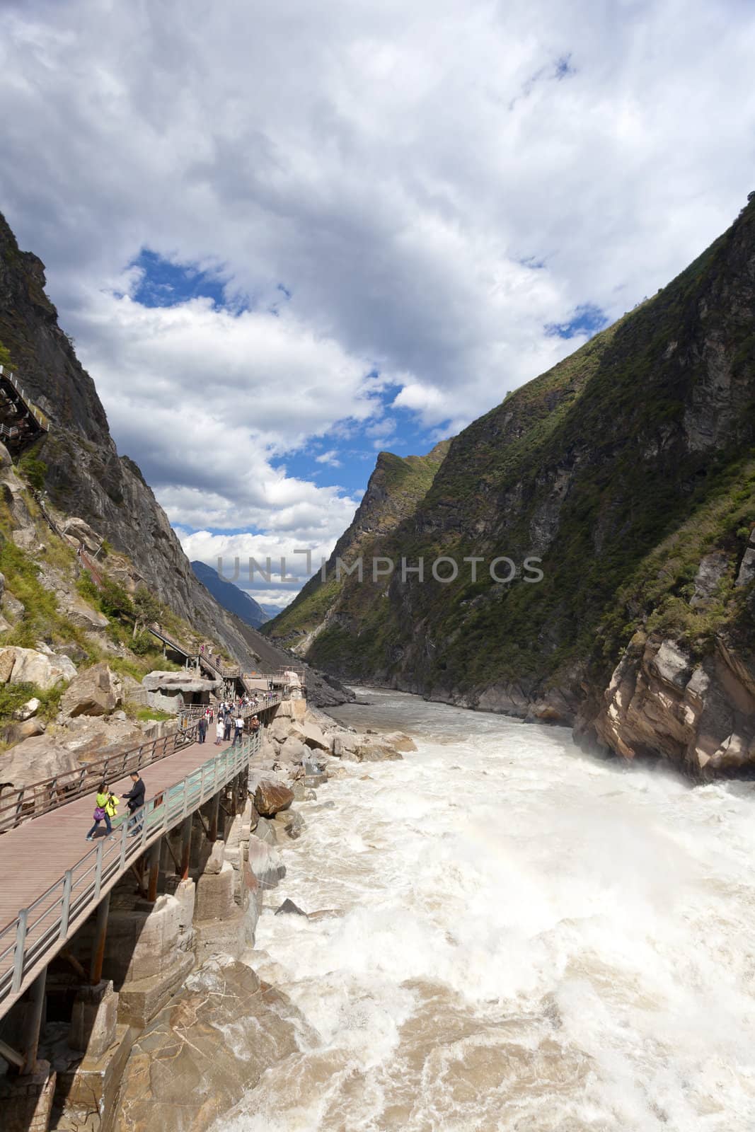 Tiger Leaping Gorge in Lijiang, Yunnan Province, China. 