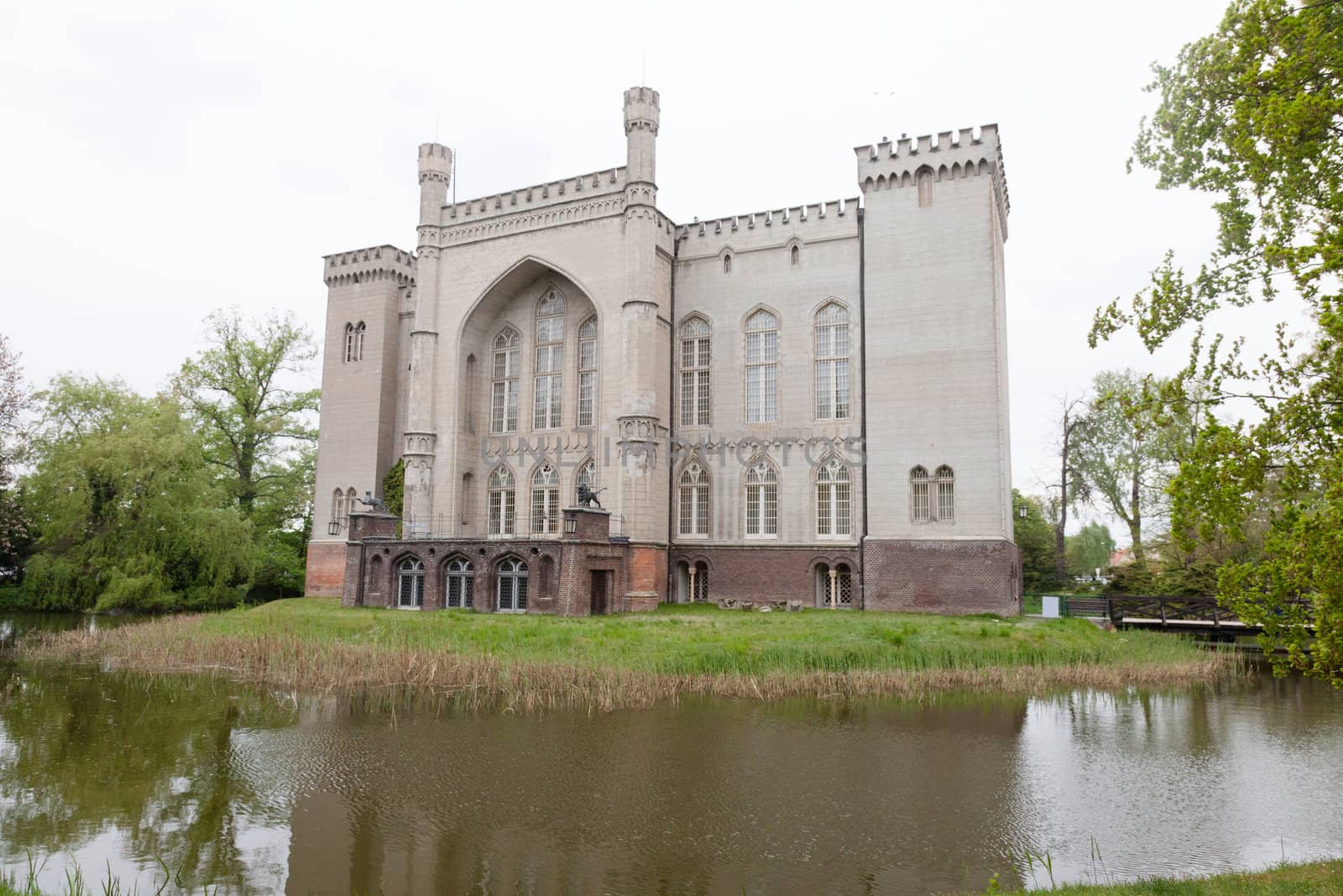 Kórnik Castle was constructed in the 14th century. The current neogothic design is the work of Tytus Działyński.