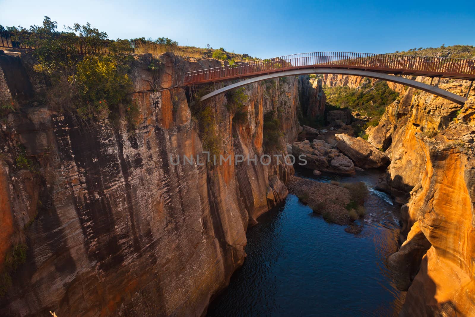 Bourke's Luck Potholes bridge by edan