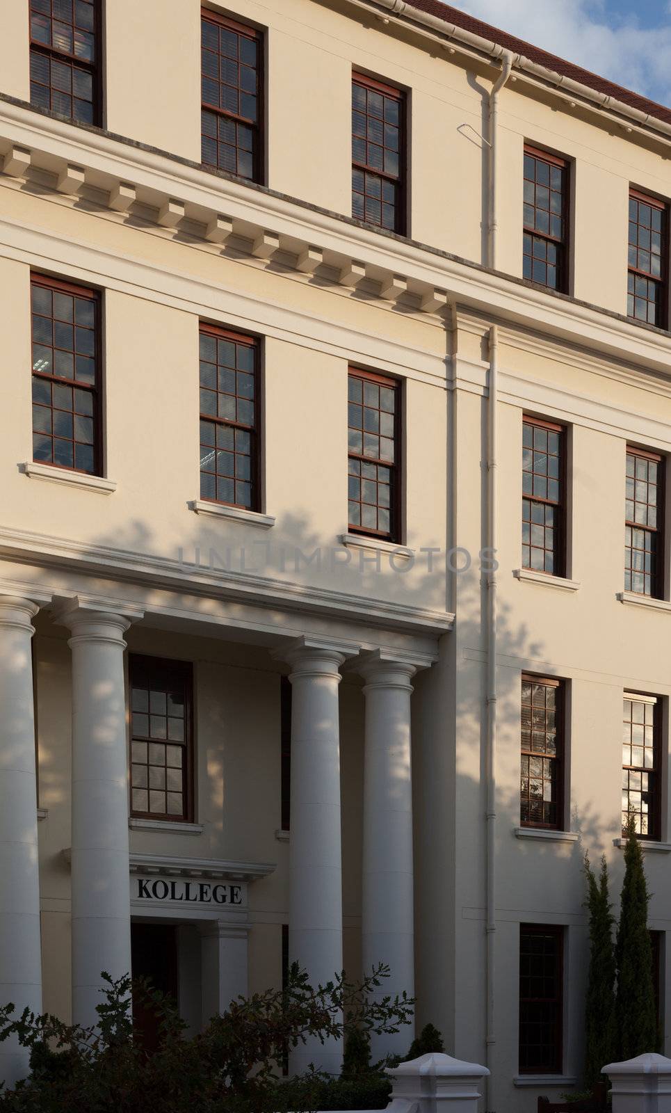 Ou Kollege building, Stellenbosch, Franschhoek by edan