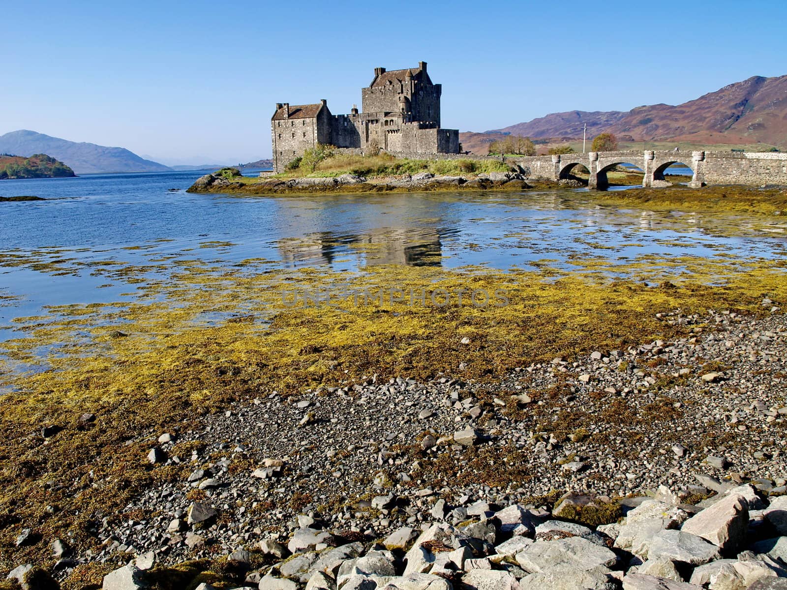 eilean donan castle by anderm