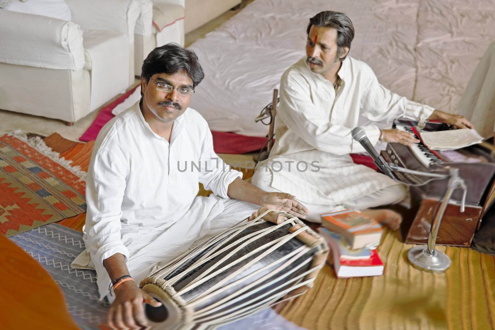 Hanumant Ghadge and Manoj Desai tabla player and singer musician rehearsing at private event April 2012