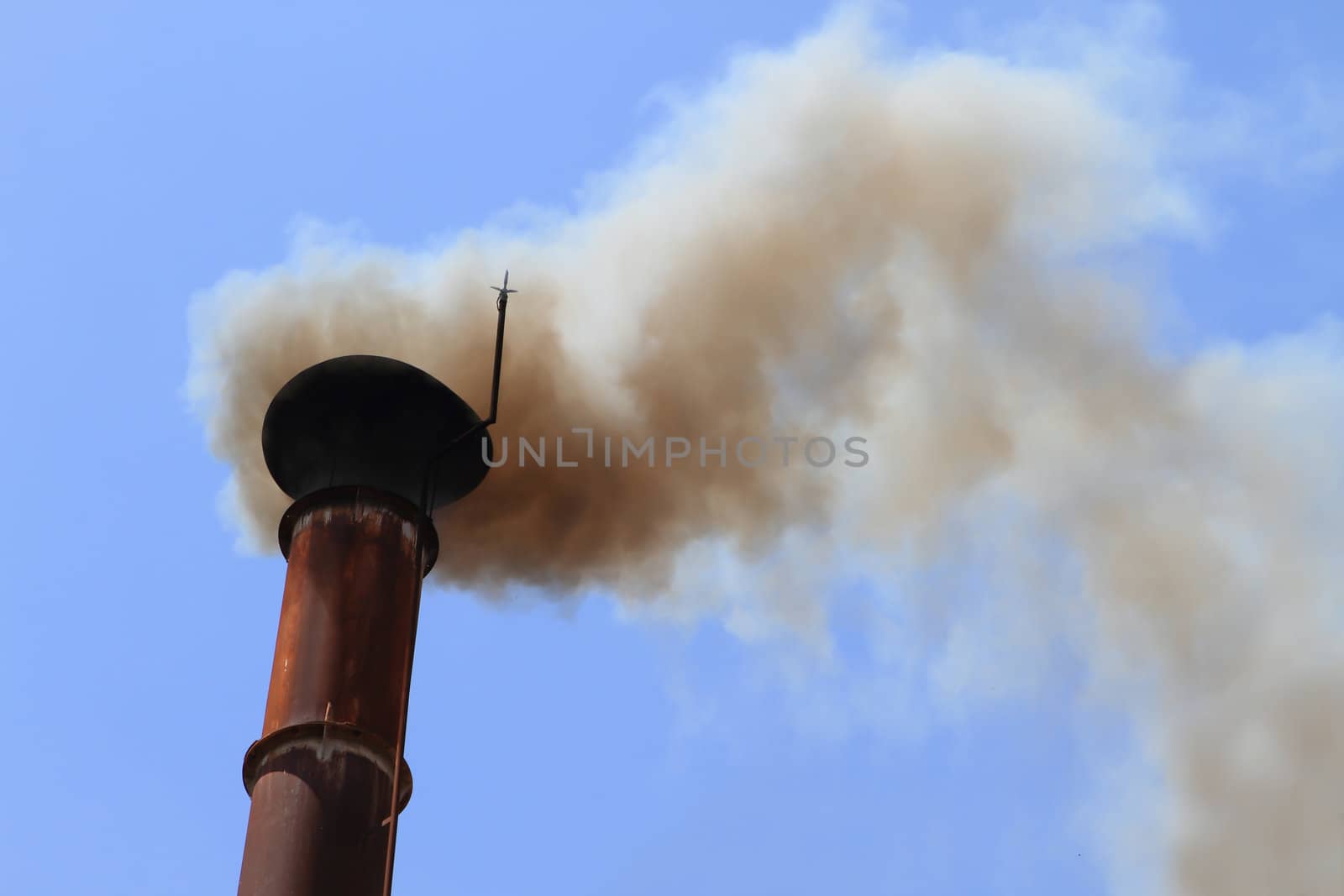 pipe black smoke emission by rufous