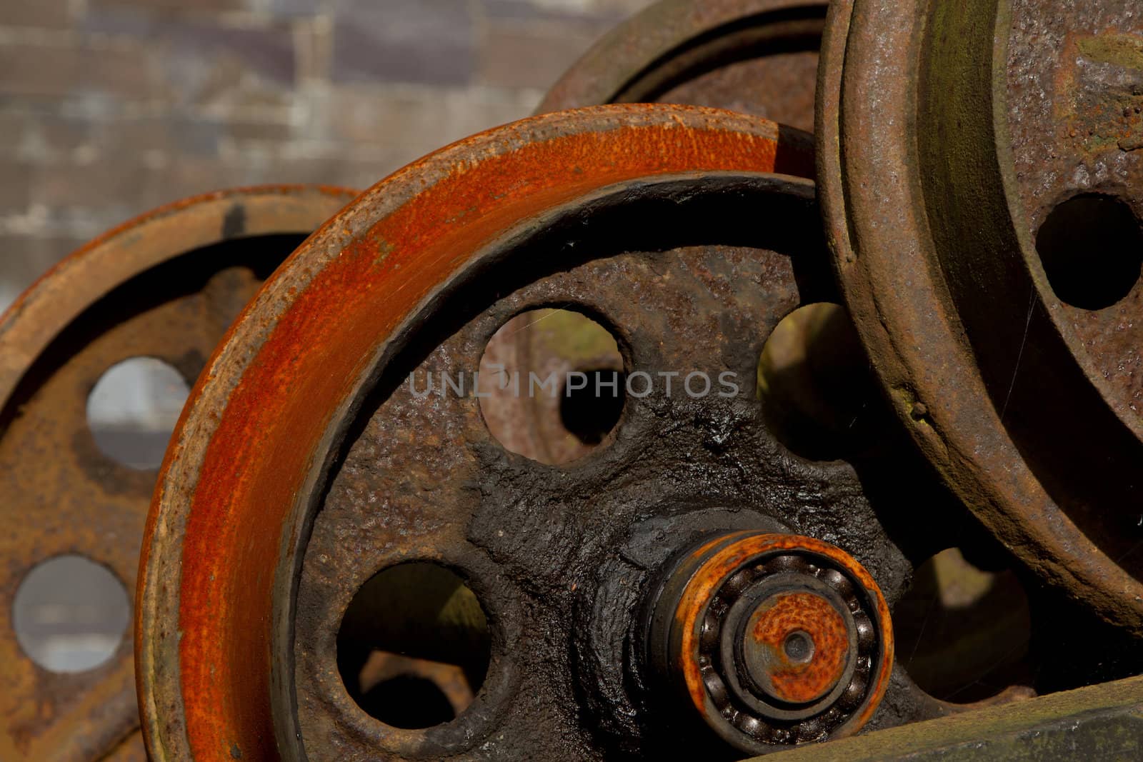 Rusty rail wheels. by richsouthwales