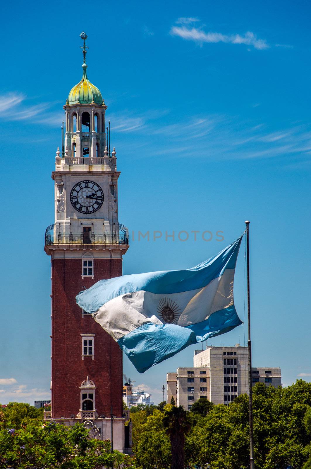 The Torre Monumental and Argentine flag