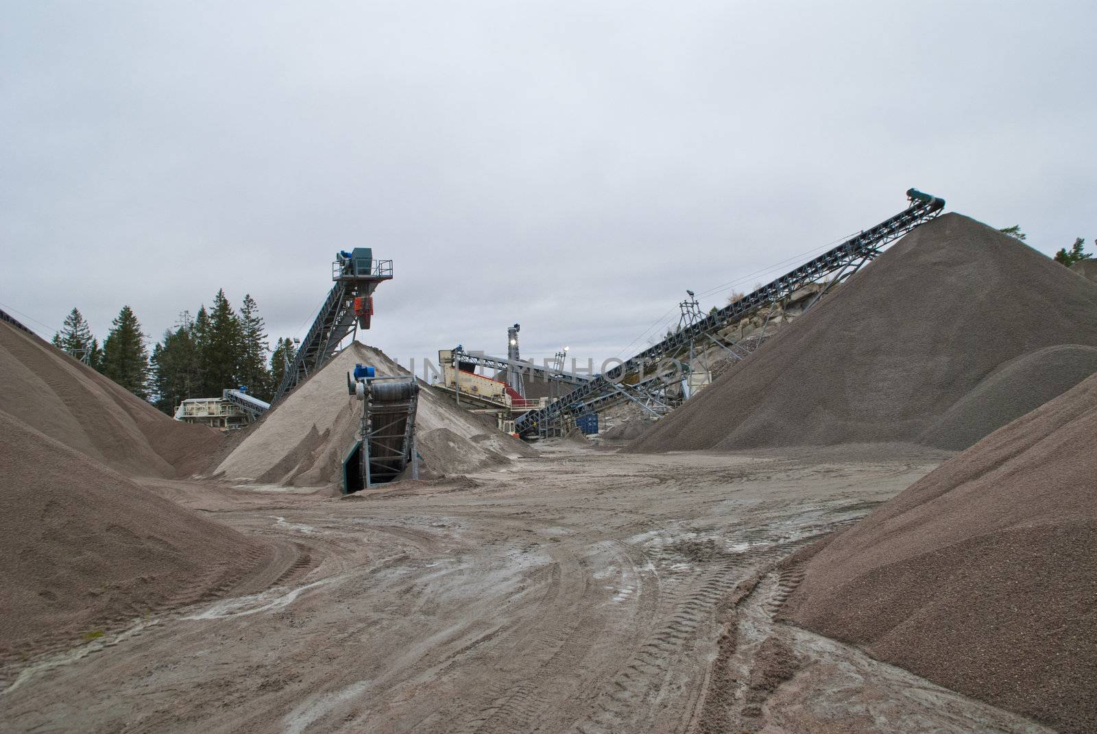 huge gravel piles at brekke quarries, piles 2 by steirus