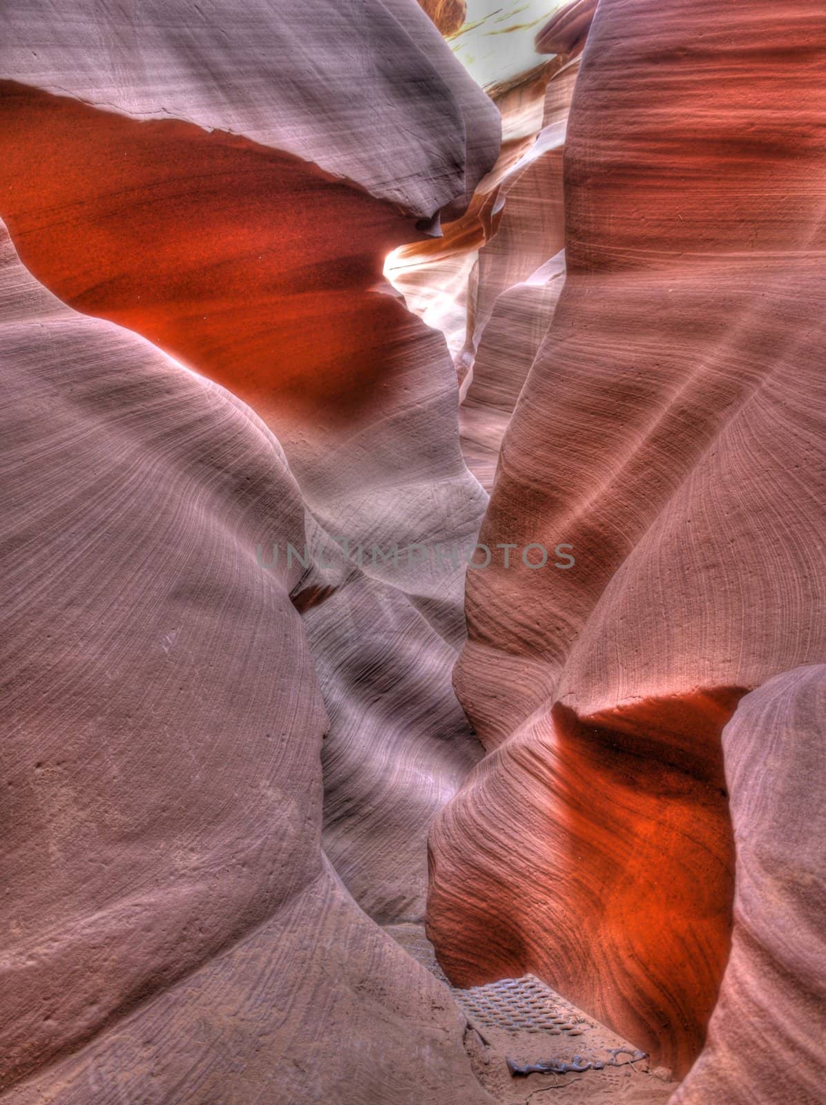 Abstract curves of Antelope Canyon by anderm