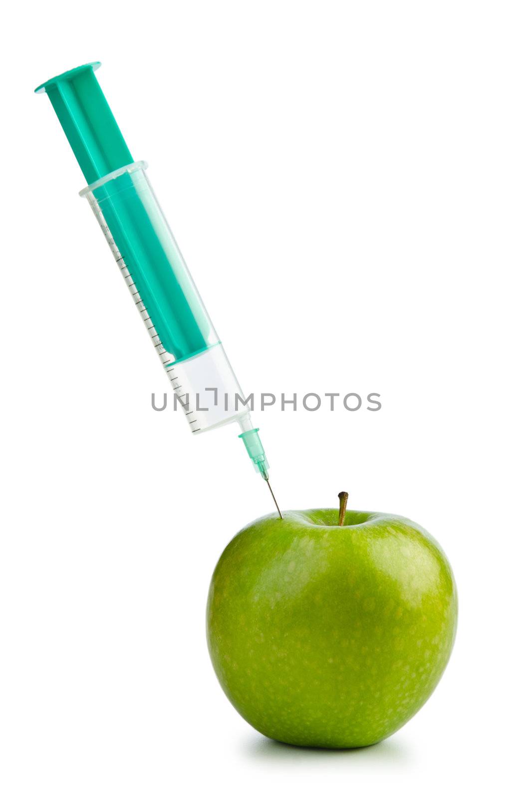 Experiment with apple and syringes