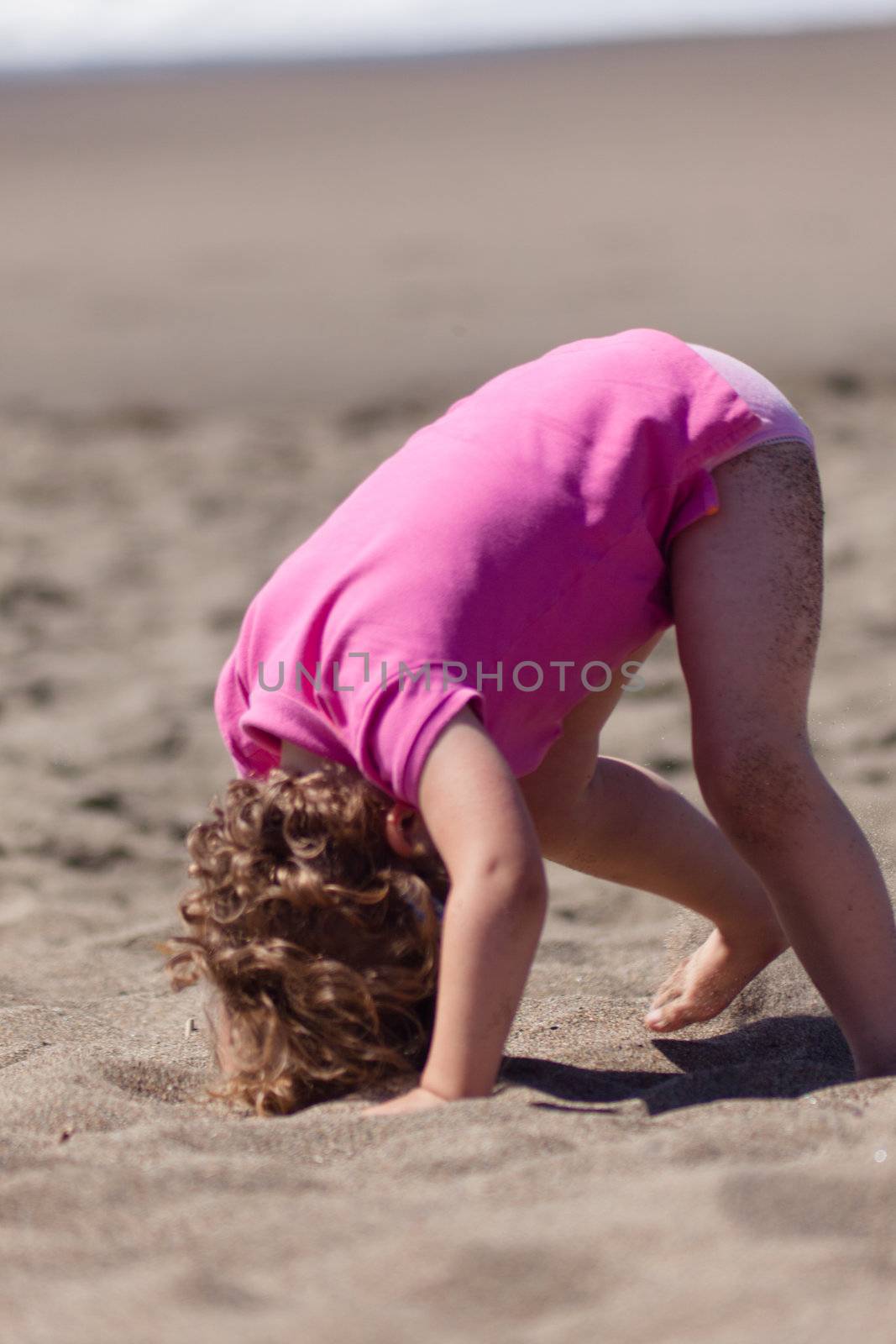 Sunday on the beach by melastmohican