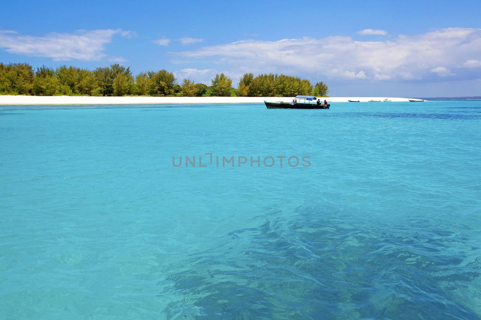 Crystal clear waters at Zanzibar beach in Tanzania