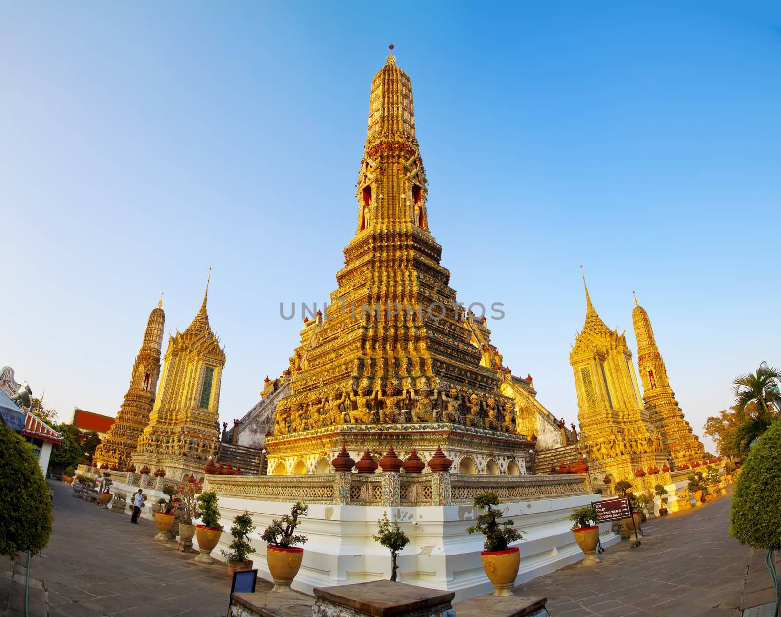 Wat Arun, Bangkok Thailand, Wat Arun is one of Bangkok