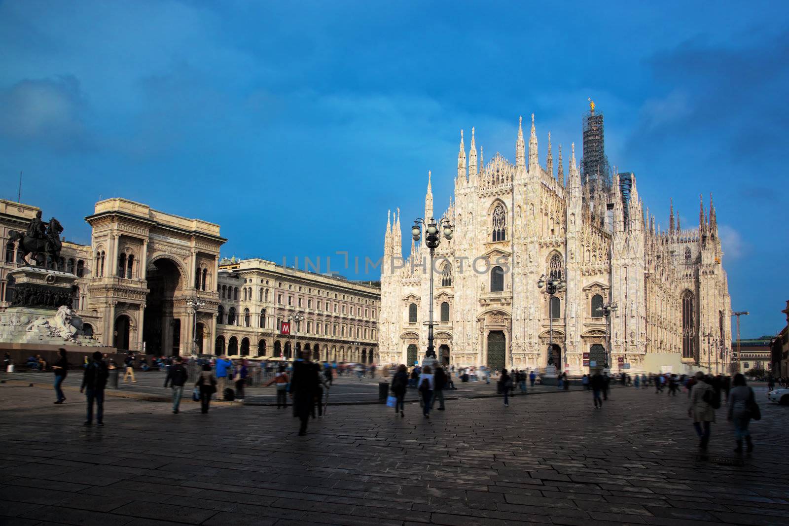 Milan Cathedral, Duomo and Vittorio Emanuele II Gallery at Piazza del Duomo. Lombardy, Italy.