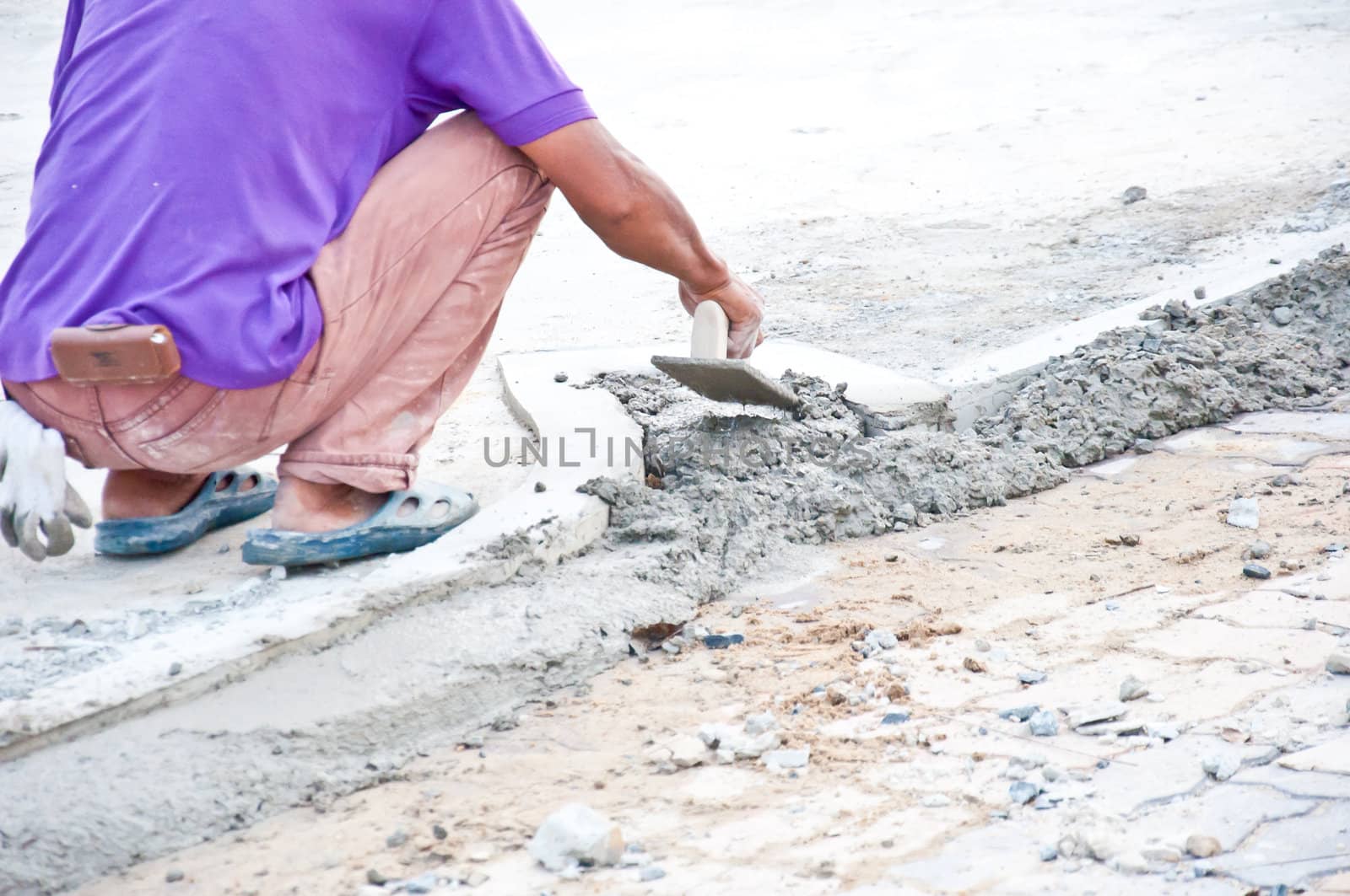 hand for floor construction