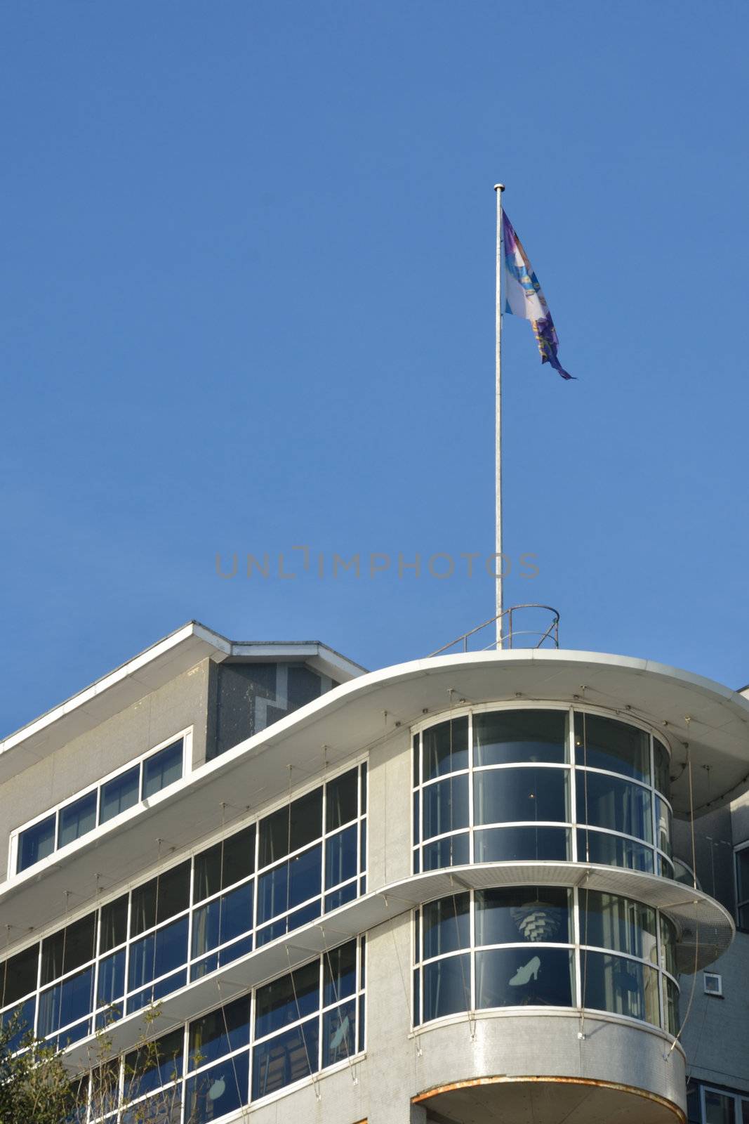 Curved 1930s style building