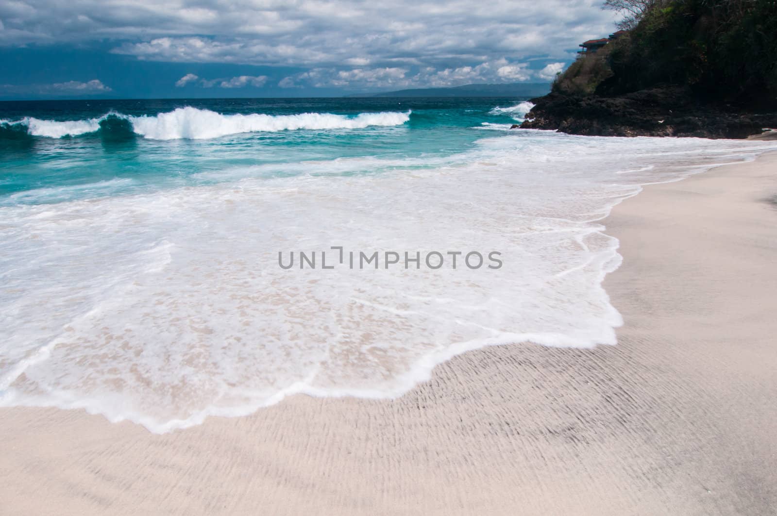 Beach with white sand by nvelichko