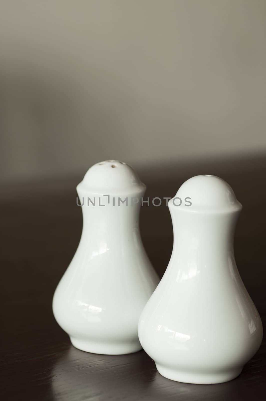 Porcelain salt and pepper shakers by TanawatPontchour